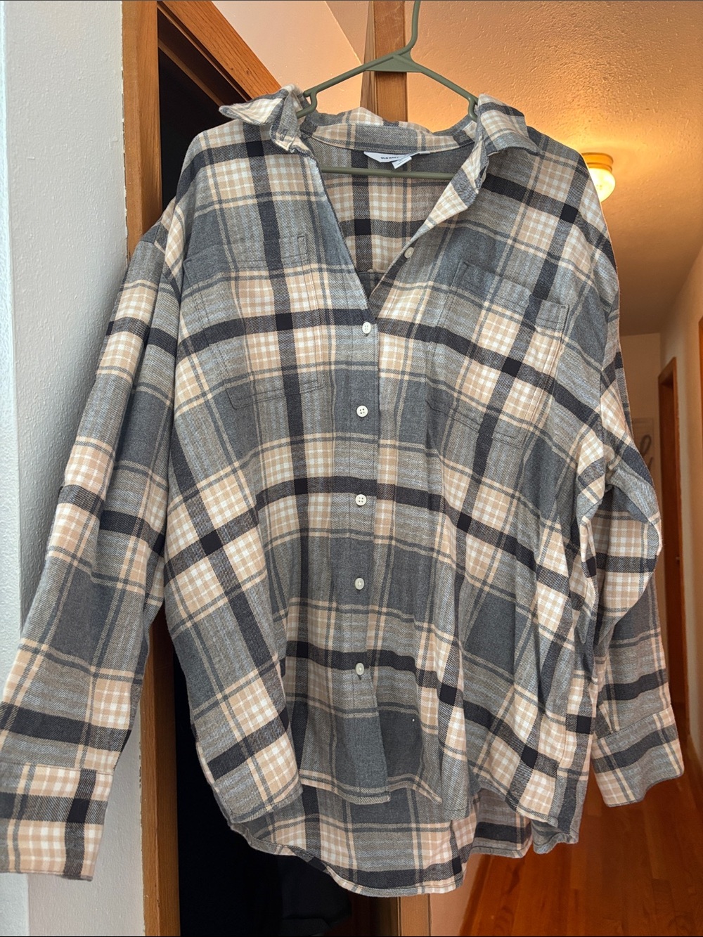 Old Navy Women's Plaid Button-Down Shirt in Gray and Cream